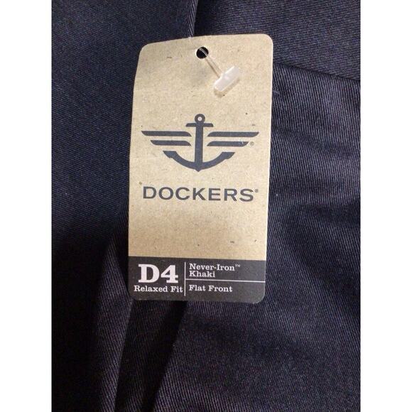 Dockers Pants Men 42x32 Gray D4 Relaxed Fit Cotton Never Iron Khaki Flat Front - Picture 5 of 7